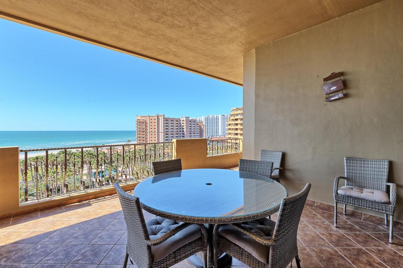 Bella Sirena 502-a Beachfront Luxury - Views, Location Apartment *
